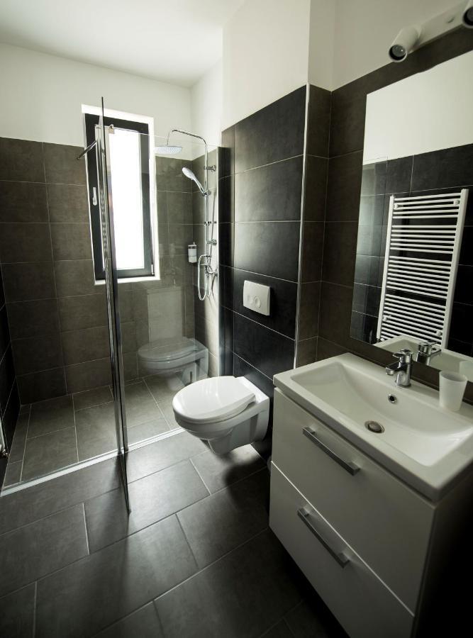 ZEN Hotel Focșani Buitenkant foto