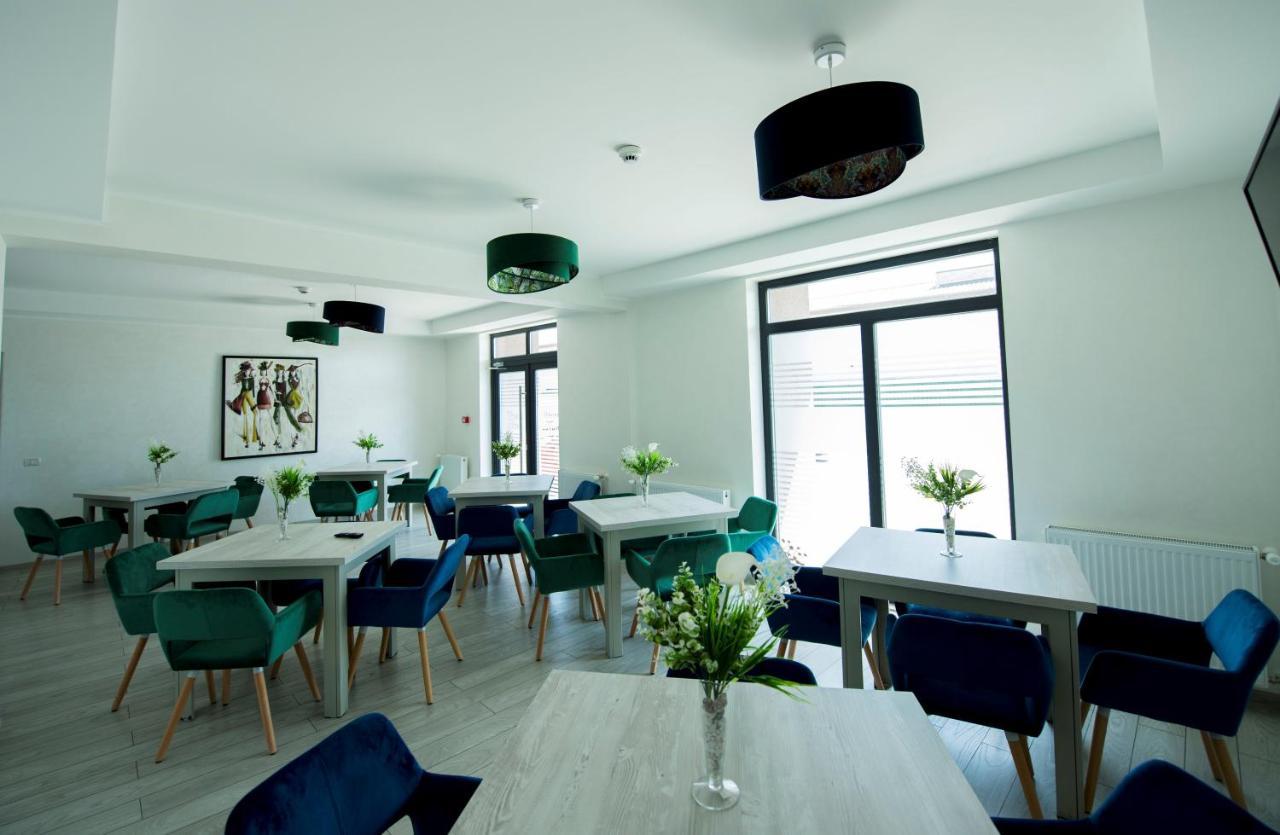 ZEN Hotel Focșani Buitenkant foto