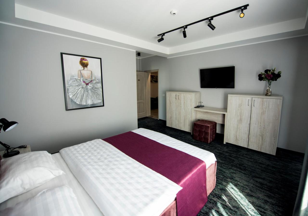 ZEN Hotel Focșani Buitenkant foto